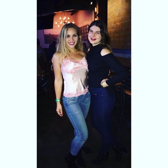 Meet your Posher, Lola - Picture 5 of 6